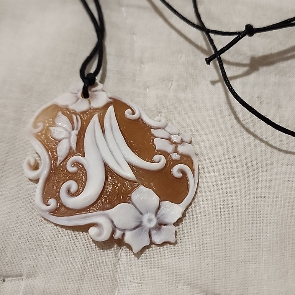 Giovanni Apa Cameo Initial Pendant - Handmade - adjustable length